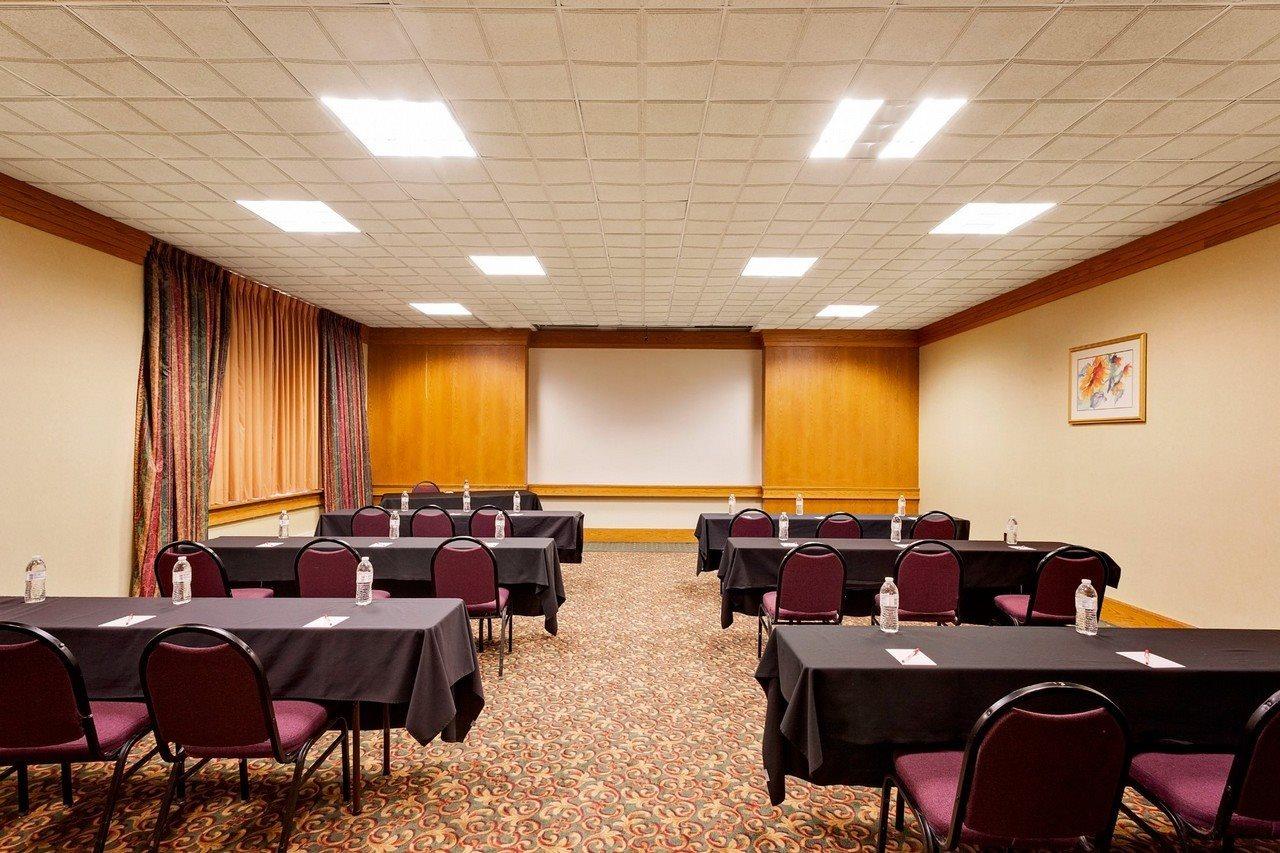 Ramada By Wyndham Fishkill Hotel Kültér fotó